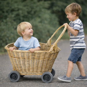Carrito para eventos de mimbre blanco natural (Rueda 10 cms)